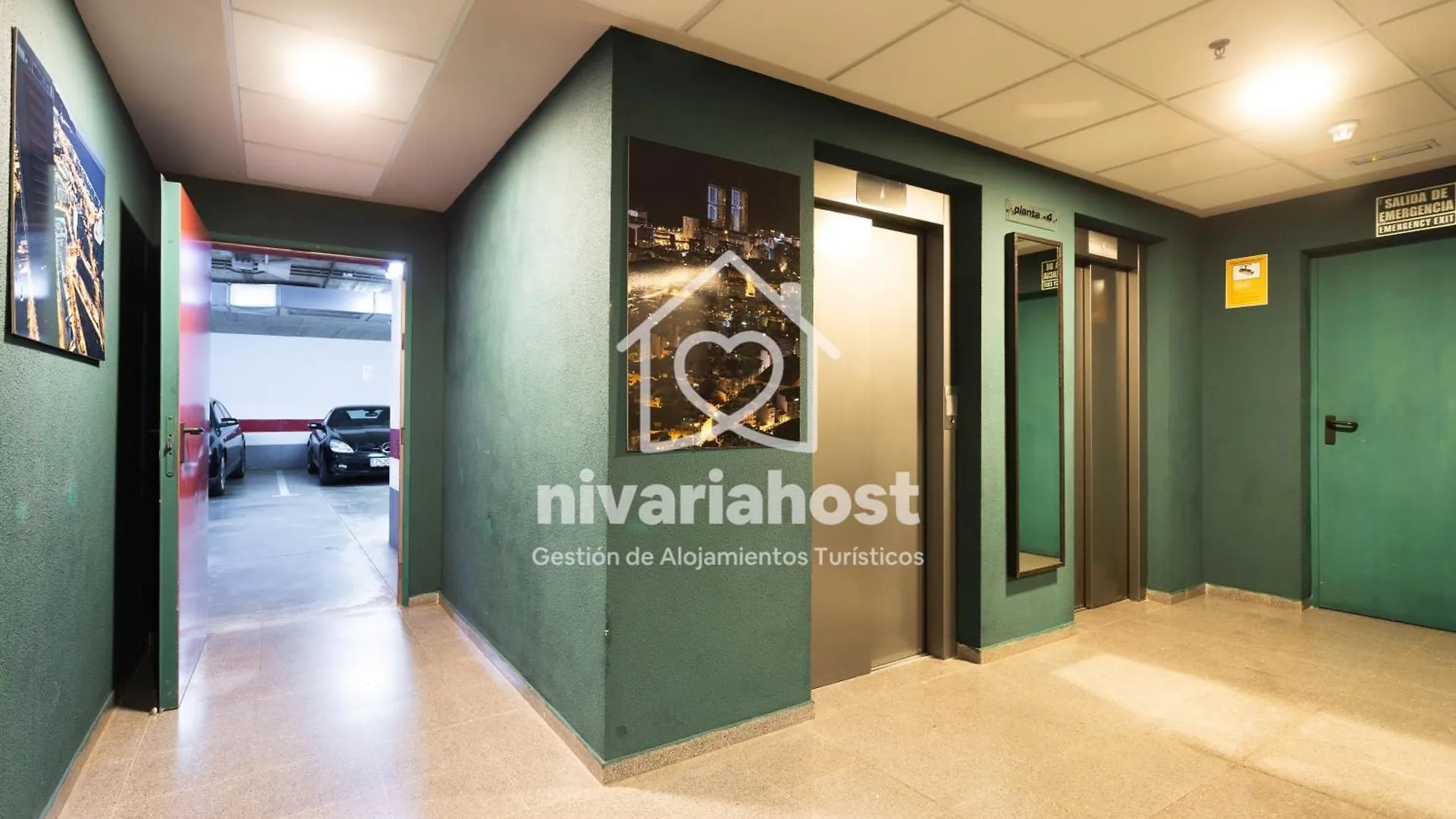 The Mint Santa Cruz, By Nivariahost